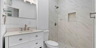 704 SE 14th Pl Gallery 17