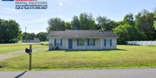 Wonderful 3BR/2BA North Mboro home on nearly an acre lot! Gallery 1
