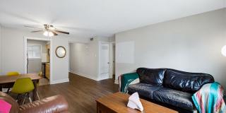 2 Bed 1 Bath Condo by UT and CapMetro Stop Gallery 3