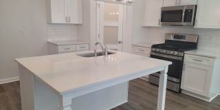 NEWER CONSTRUCTION! Modern NE 3/2.5 w/ Stainless Steel Appliances, Granite Counters, Washer, Dryer, & Resort Style Amenities! Avail JUNE 3rd for $2395/month! Gallery 4
