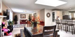 331 East Bluebell Place Gallery 19