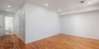 131 Armstrong Ave Gallery 12