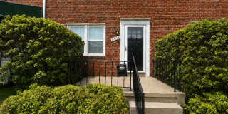 Beautifully Remodeled 3-Bedroom Home with Modern Comforts Gallery 1