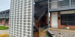 6011 Barton Dr Shawnee, KS 66203 / 1 bed / 1 bath apartment -Rent $895 - 60 West Apartments Gallery 1