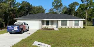 NOT AVAILABLE FOR SHOW OR RENT UNTIL MID SEPTEMBER!! Desirable SE Ocala Neighborhood 4/2/2 *WON'T LAST* Gallery 1