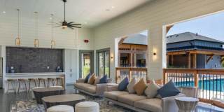 53 West Luxury Apartments Gallery 51