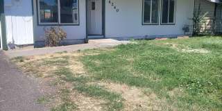 3 Bedroom 1 & 1/2 bath house Gallery 1