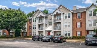 Piney Orchard Condo Gallery 1
