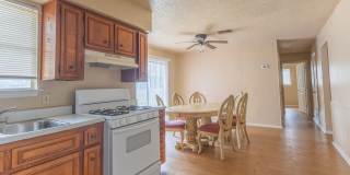 Charming 4BR House in Live Oak Gallery 4