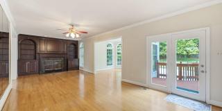 2725 OLDEWOOD Drive Gallery 14