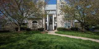 921 HILLSIDE LAKE TER #304 Gallery 1
