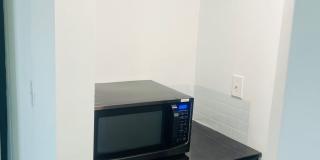 2 bed, 2 bath in LOSO. Gallery 4