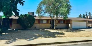 Spacious home near Bakersfield College  Bluffs! Gallery 1