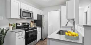 The Summit at Avent Ferry Gallery 1