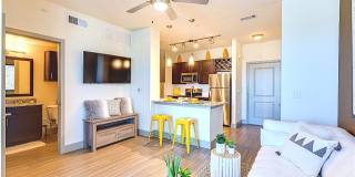 Quadrangles on Twenty Gallery 22