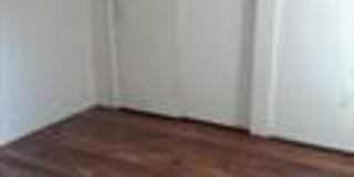403 Walnut Street Gallery 4