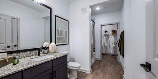 The Darley Gallery 15