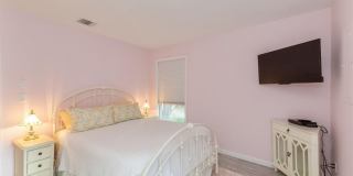 37 Halsey Gallery 13