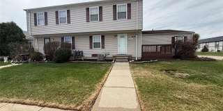 28423 Raleigh Crescent Drive Gallery 1