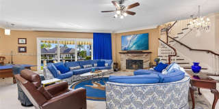 70 Bay Colony Ln Gallery 22