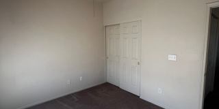 Beautiful Townhome in Gated Black Mountain Vistas (Henderson) Gallery 15