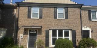2210 Westbury Court SW Gallery 1