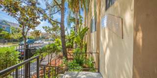 817 S. St. Andrews Pl. Gallery 16