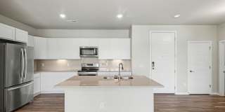 Updated 2 Bed / 2 Bath Corner Condo in Parker – Ground Level Convenience! Gallery 3