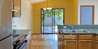 1138 NE Conser Pl Gallery 2