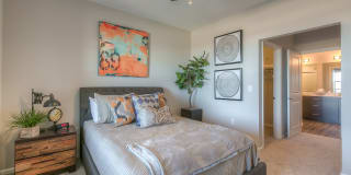 Edgewater at City Center Gallery 32