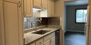 WATERFRONT Two Bed Townhouse in Denver With BOAT SLIP!! Gallery 10