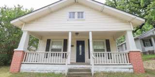3 Bed 1 Bath in beautiful location! Gallery 1