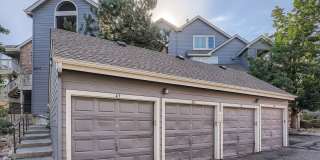 Stunning 2 Bedroom 2 Bathroom condo In Aurora with a garage! Gallery 21