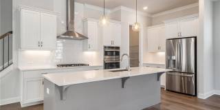 106 Basil Street Gallery 5