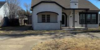 Cottage Style Home!!!ADORABLE Gallery 1