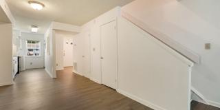 Updated 2BR/2.5BA in Fantastic Chapel Hill Location! Convenient to I-40! Gallery 3