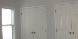 Room in 2 Bedroom Home at Sunpointe Dr Gallery 18