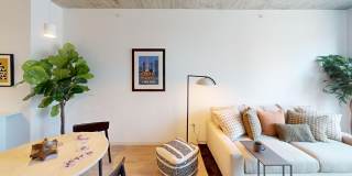 Nevéseno Gallery 37