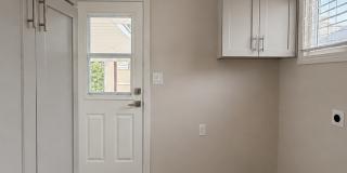 East Long Beach 3 bedroom 2 bath w/ bonus room East Long Beach 3 bedroom 2 bath w/ bonus room Gallery 8