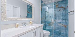 2442 Windsor Way Court Gallery 25