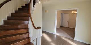 Bryan - 4 Bedroom - 2 bath - 2 story House with attached garage Gallery 7