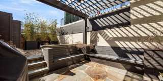 438 SPRUCE Street Gallery 7