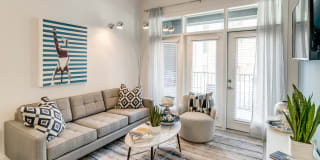 Link Apartments Grant Park Gallery 4