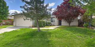 Beautifully maintained 4 bedroom 2 bath home! Gallery 1