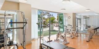 13700 Marina Pointe Dr Gallery 23