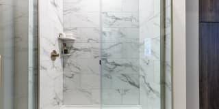 The District Gallery 33