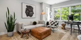 833 N Hoyne Avenue Gallery 5
