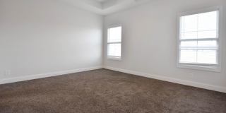 Three Bedroom with Bonus! Gallery 15