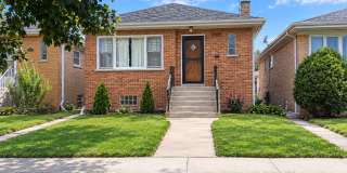3826 Clarence Avenue Gallery 1