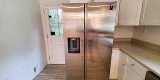 Room in 4 Bedroom Home at Morris Brown Dr SW Gallery 16